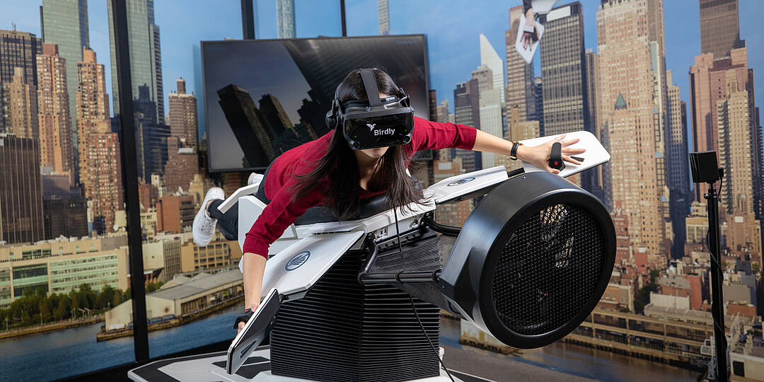 VR-Xperience Birdly_c_HannoverAirport
